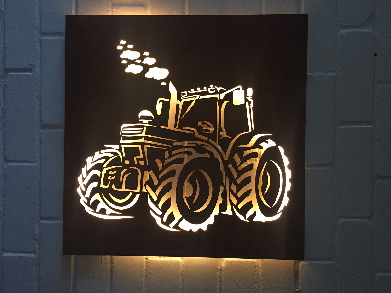 Wandbild (Lampe) Traktor (ohne Beleuchtung) Wandbild 1000x1000 mm Edelstahl (rostet nicht)